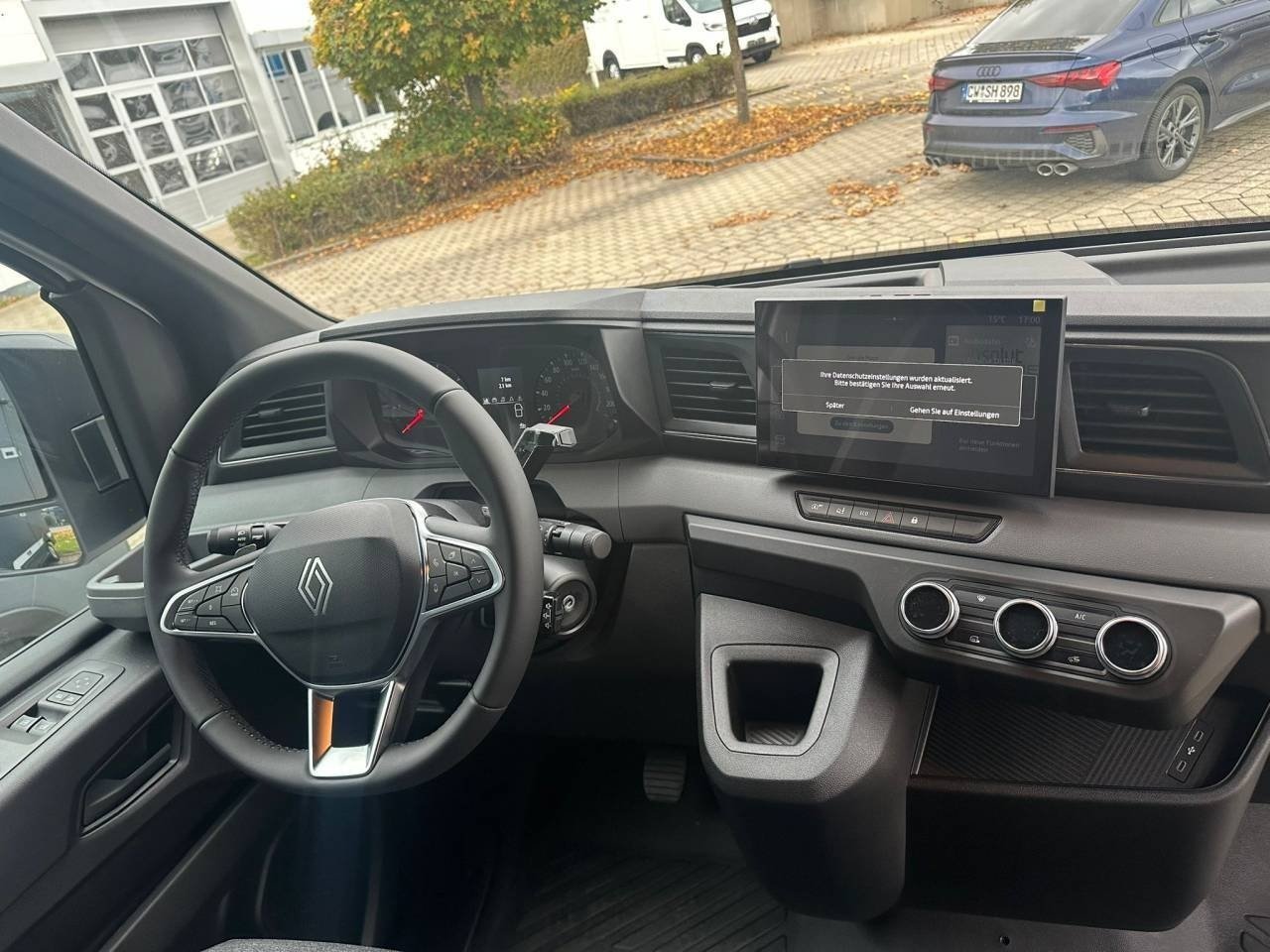 Clear Round Stuteri  Renault 170 hk automat