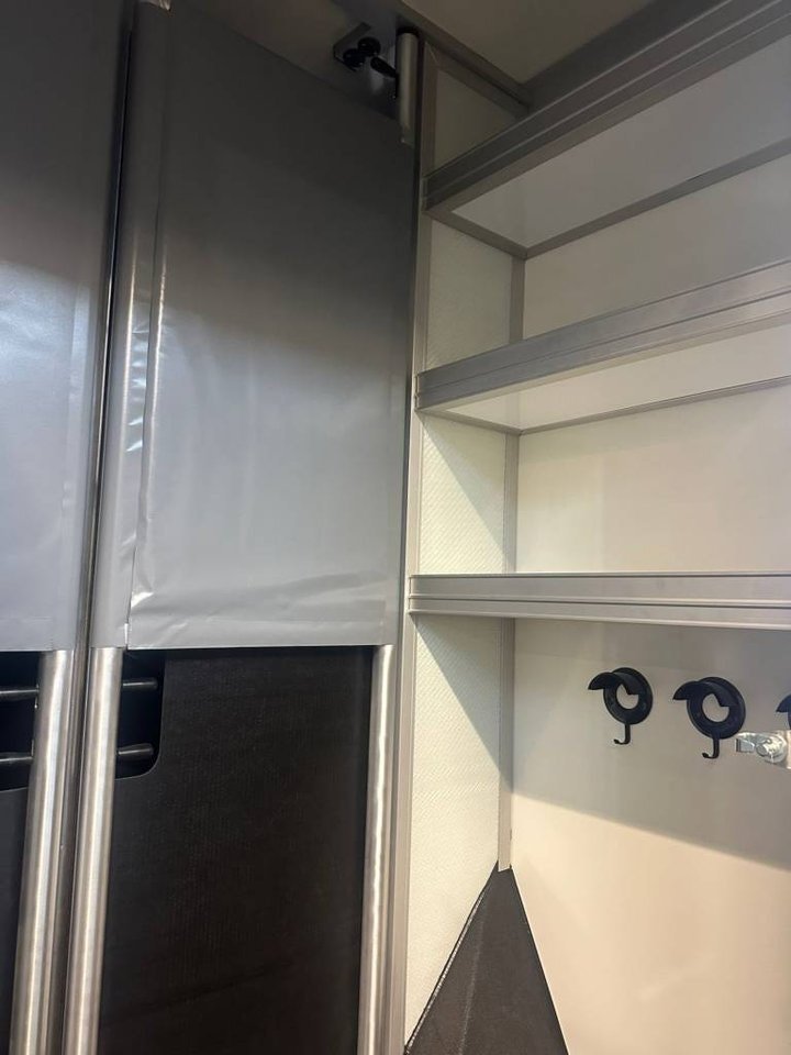 Clear Round StuteriRenault 170 hk automat