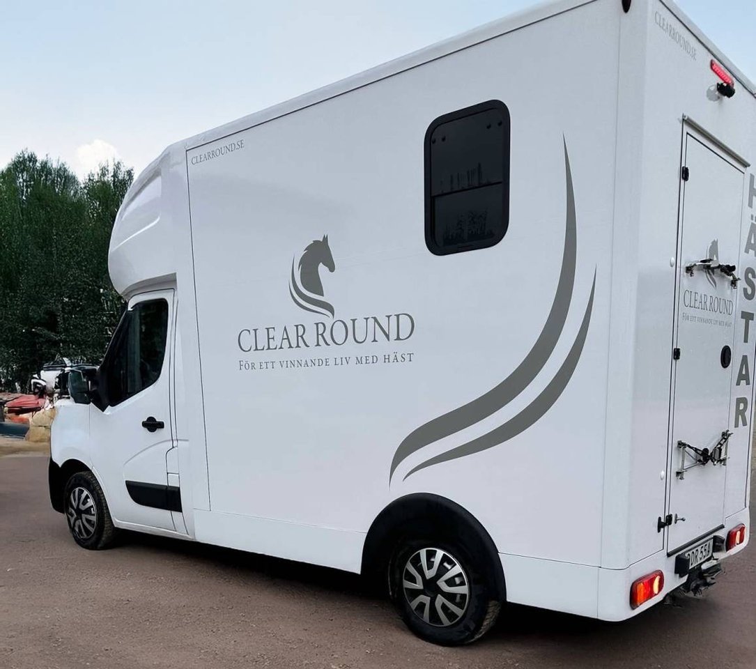 Clear Round Ultralätt Stuteri (DDR55A)