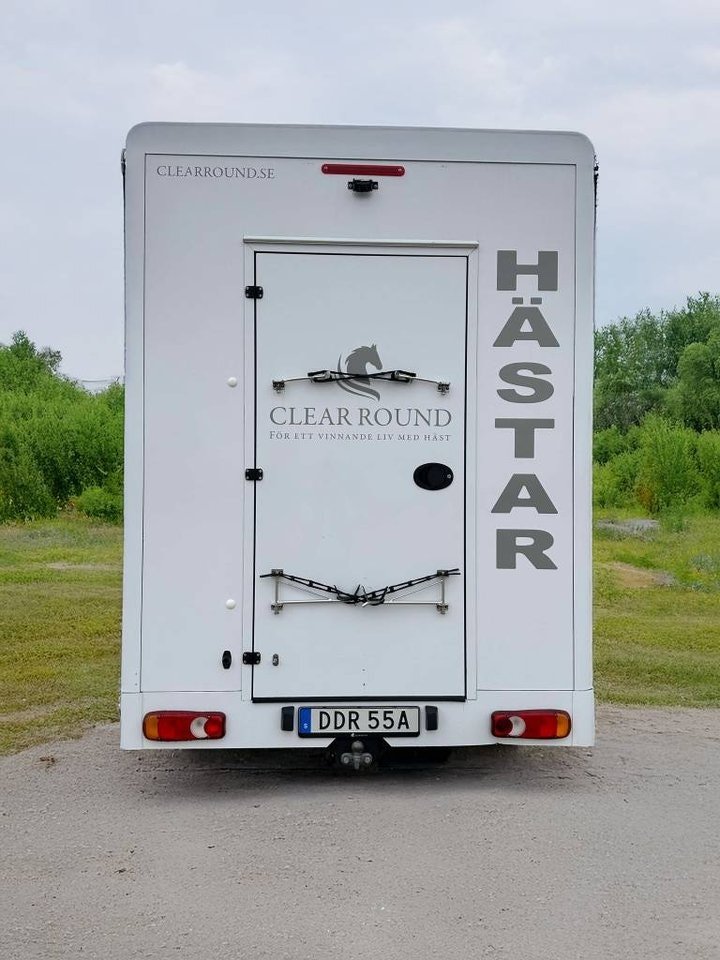 Clear Round Ultralätt Stuteri (DDR55A)